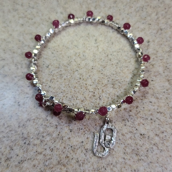 OKLAHOMA U BRACELET SILVER / red. ADJUSTABLE - Picture 5 of 7